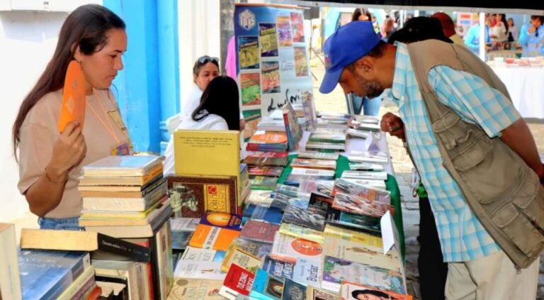 Filven llena de libros y cultura el corazón de Portuguesa