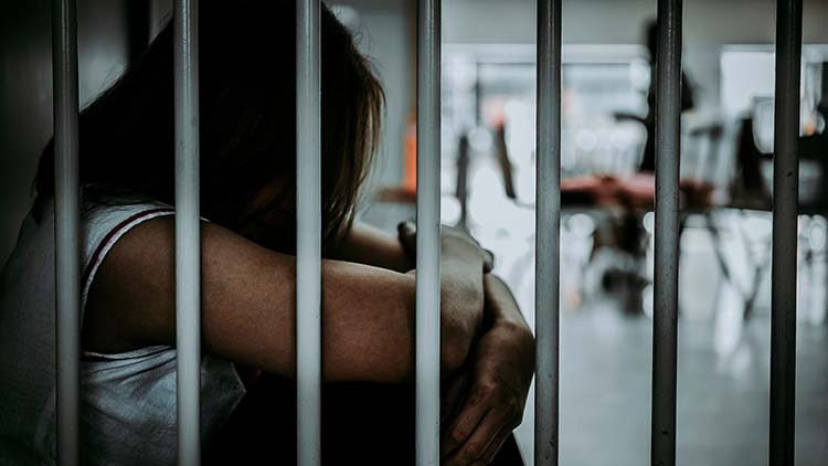 Capturan a enfermera por querer robar medicinas a un hospital