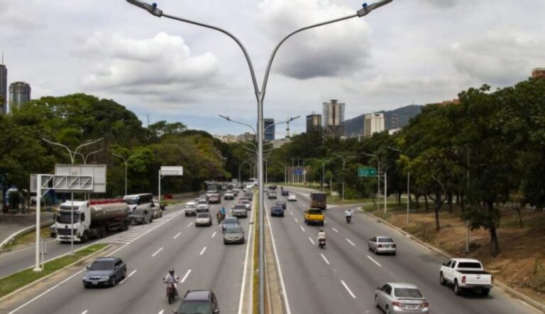 Reactivan el tránsito desde la Autopista Gran Cacique Guaicaipuro hacia El Cafetal