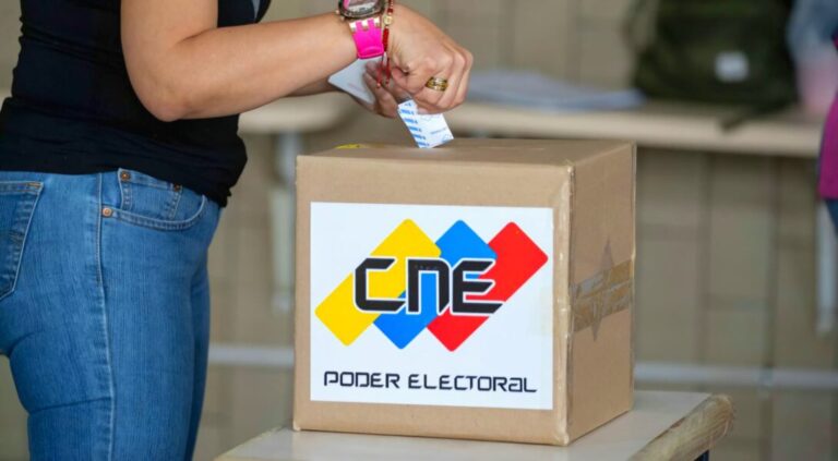 ¿Y tú, vas a votar o te quedas viendo?