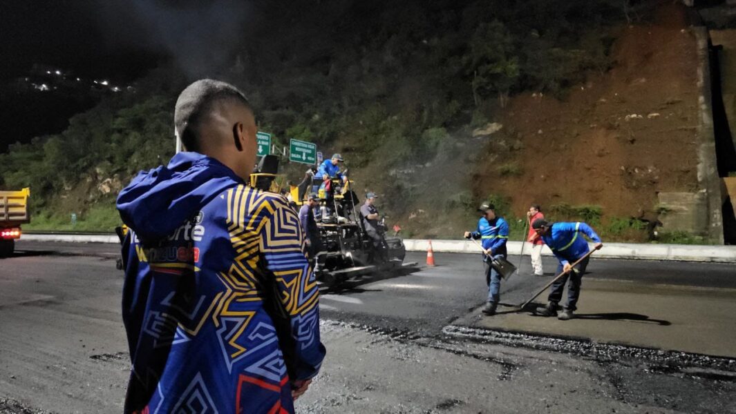 Autopista Caracas-La Guaira