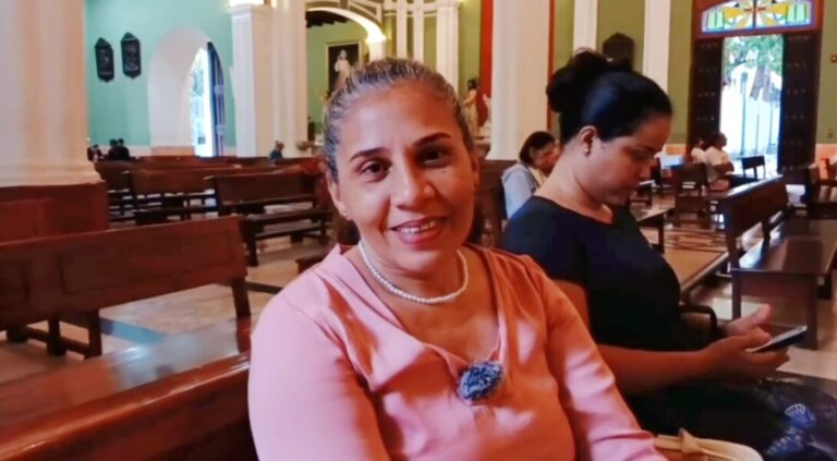 Feligreses venezolanos reaccionan ante elección del Papa León XIV