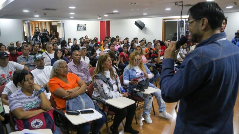Vuelta la patria impulsa a los venezolanos a emprender