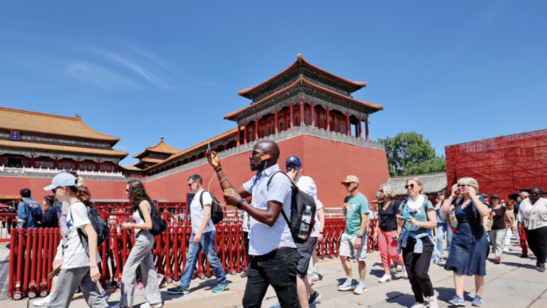 Conoce los 5 países que pueden viajar sin visa a China