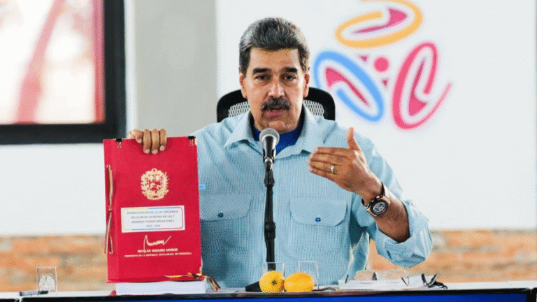 Conoce los decretos que aprobó el Pdte. Maduro