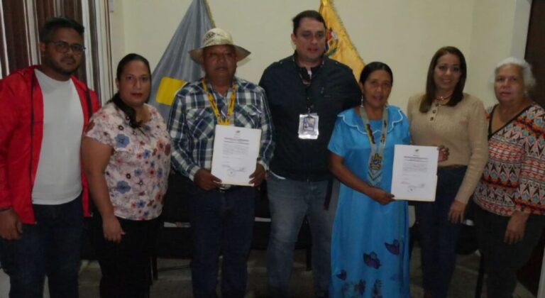 El CNE proclamó a los defensores originarios del poder legislativo