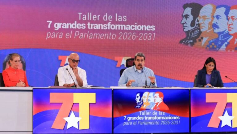 Maduro da una orden inesperada: ¿una escuela política en tiempo récord?