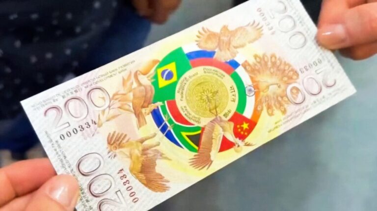 ¿Puede este billete de 200 rublos cambiar el orden económico mundial?