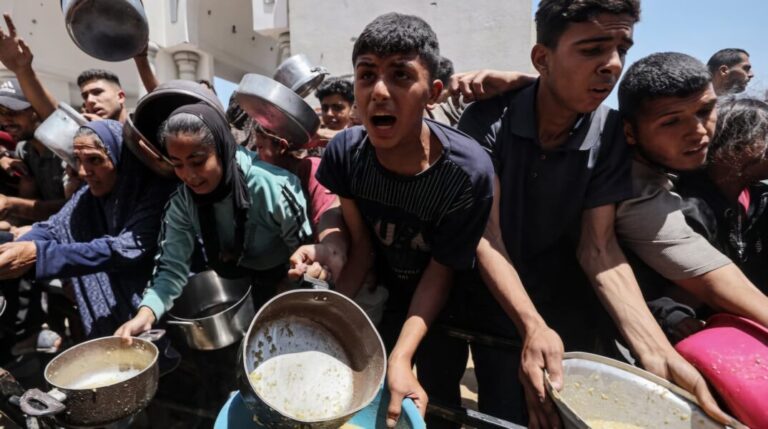 Balas por pan: el horror en Gaza que indigna al mundo