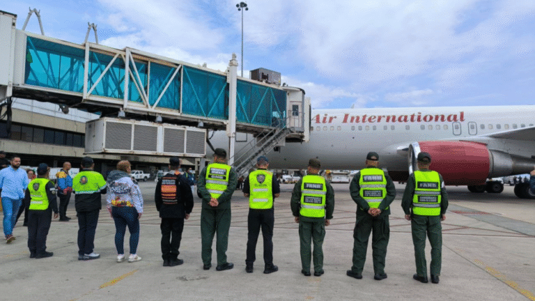Esperanza en el aeropuerto de Maiquetía: ¿Quiénes llegaron?