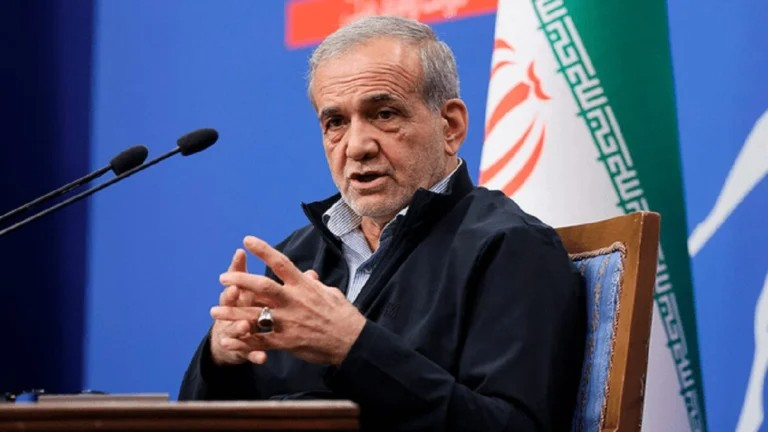 Presidente de Irán: «Los complots enemigos no prosperarán»