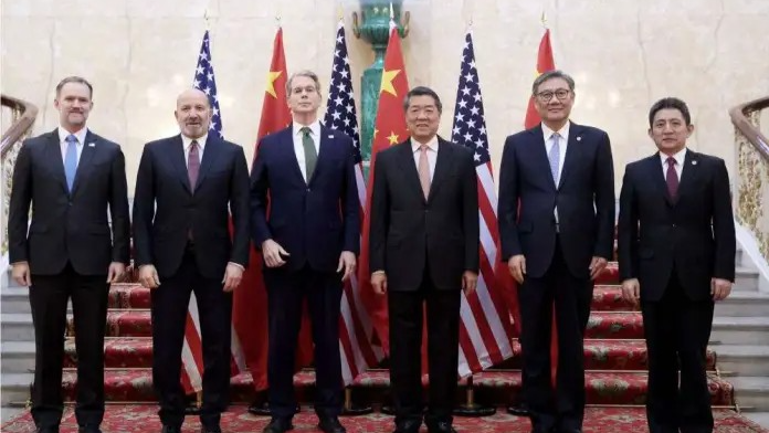 ¿Qué estarán hablando China y EE.UU en Londres?