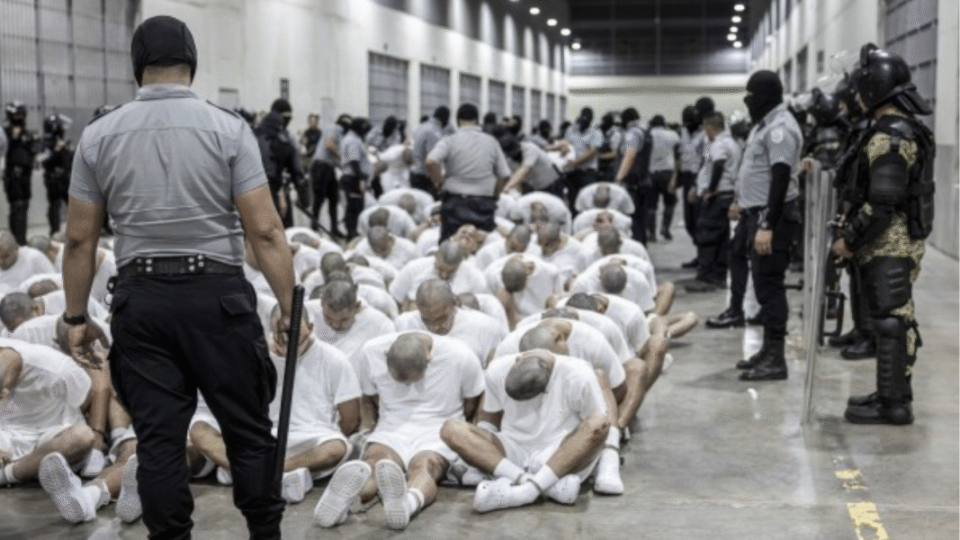 venezolanos El Salvador