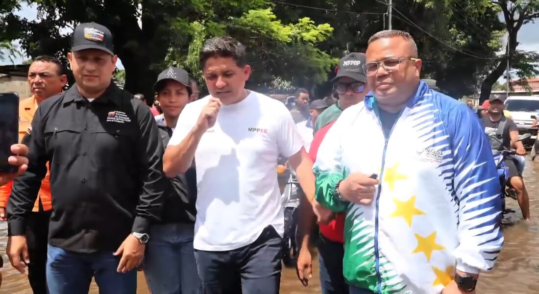 Con maquinaria y ministros en acción, Camaguán enfrenta la crecida del río