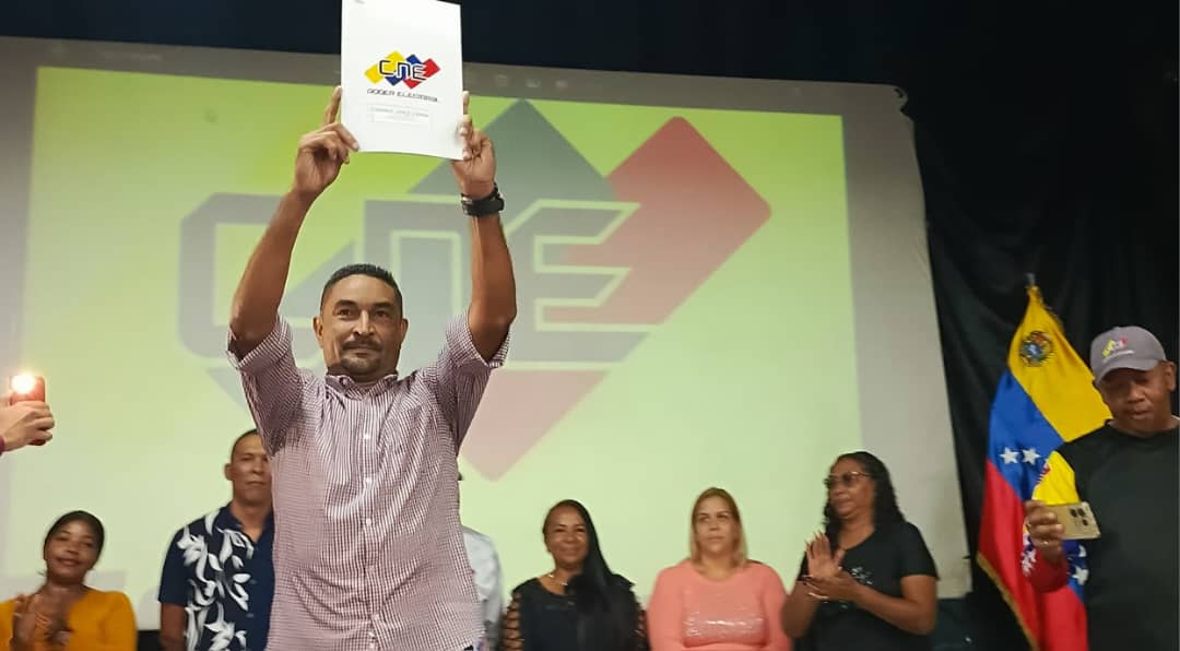 Omar León: Llevaremos a Santa Lucía a un mejor sitial económico