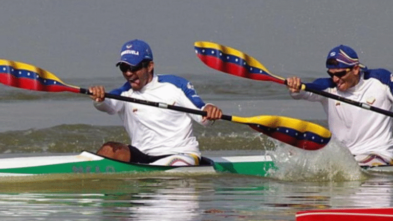 ¡Canotaje venezolano en alta velocidad!
