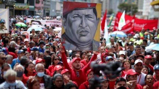 El pueblo venezolano se moviliza este lunes