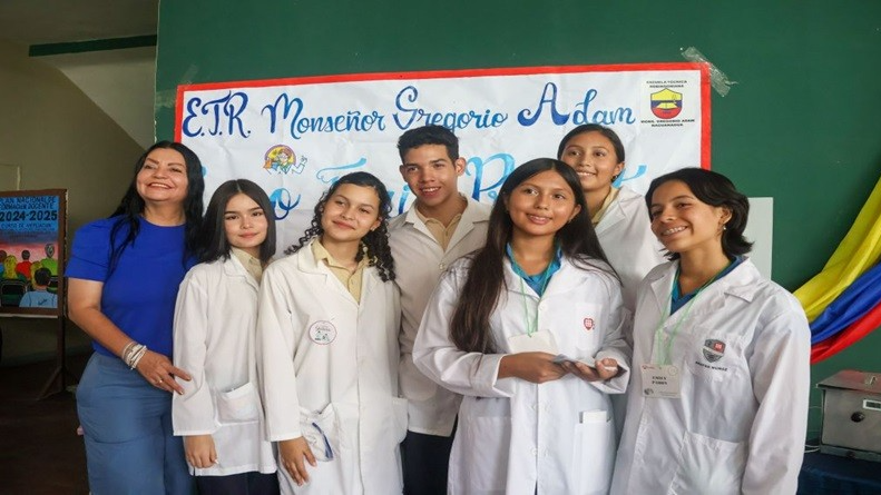 Mira lo que hicieron más de 300 estudiantes en Carabobo