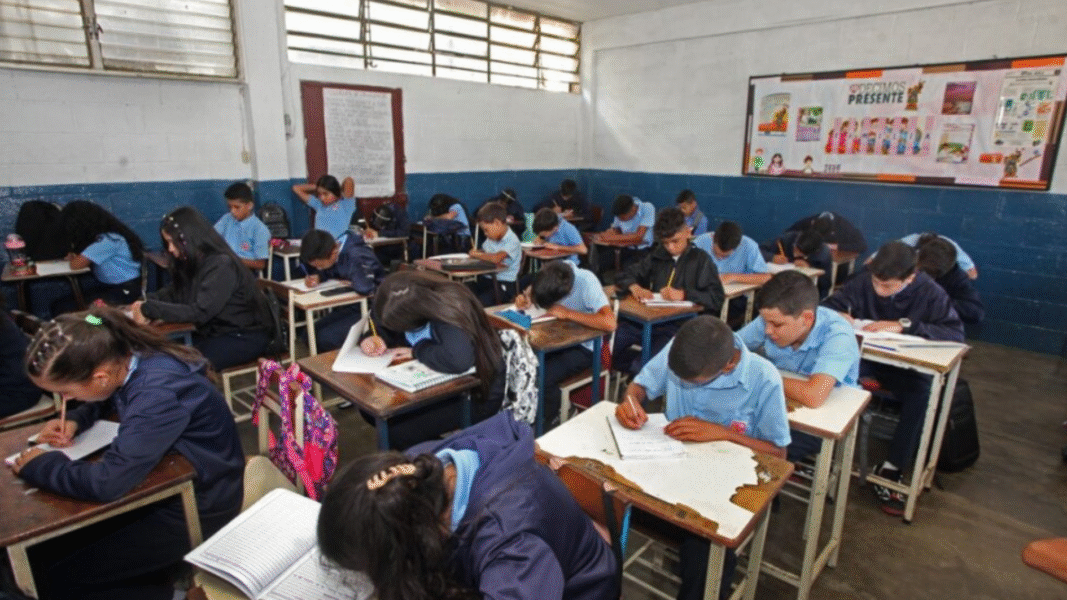 ¿Cuándo inicia el regreso a clases en Venezuela?