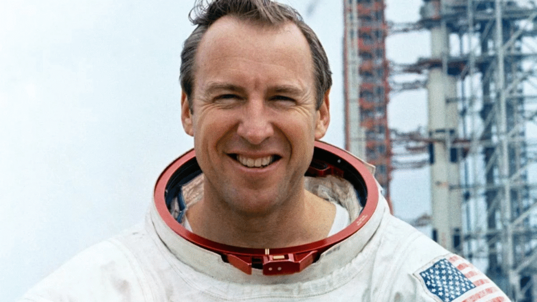 Jim Lovell