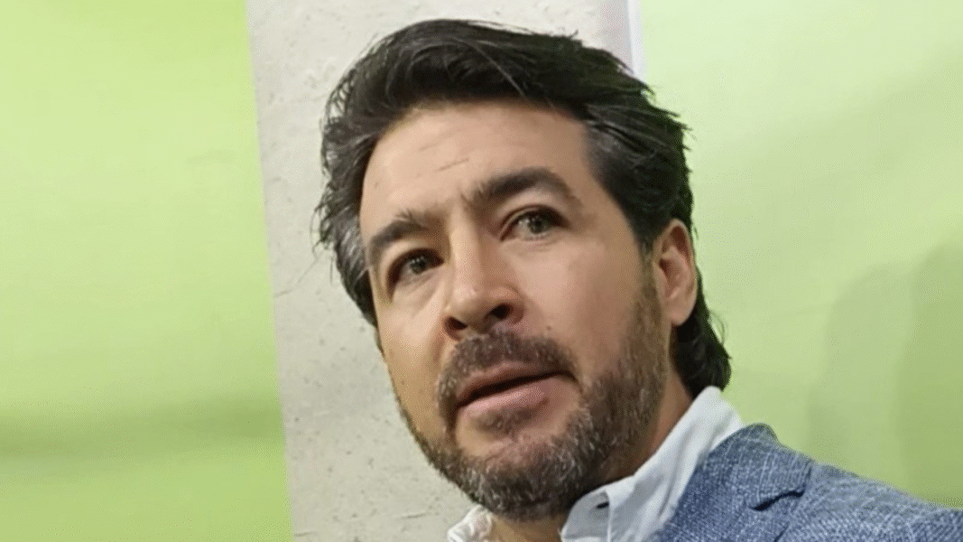 ¿Daniel Ceballos marca distancia con María Corina Machado?