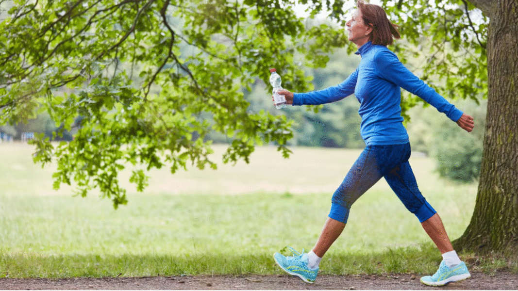 ¿Qué es la caminata japonesa y cuáles son sus beneficios?