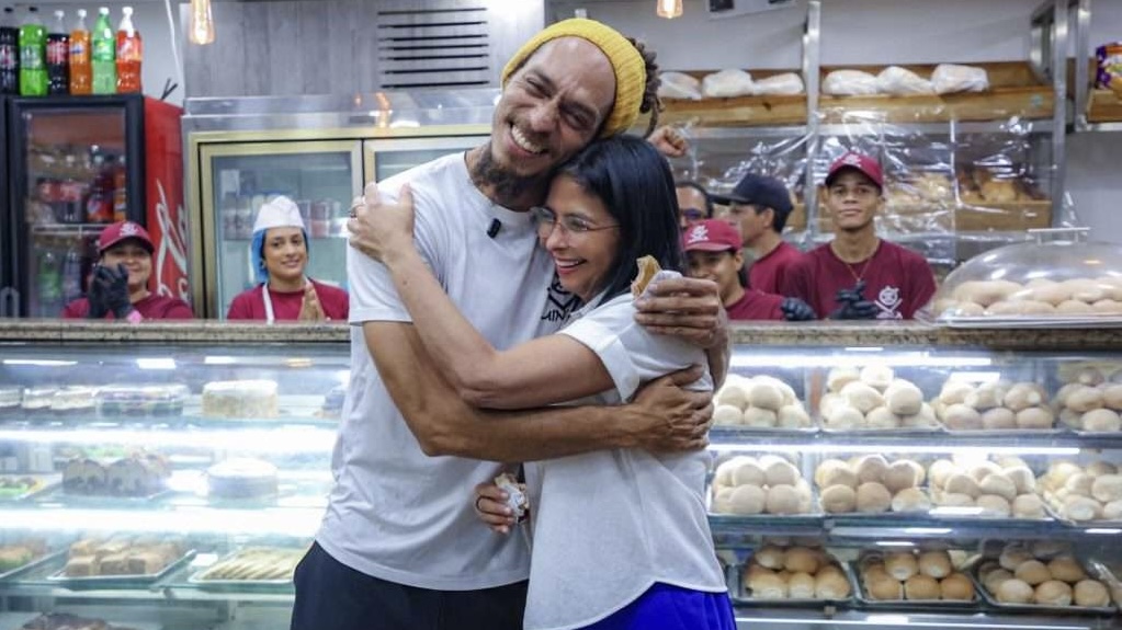 ¿Qué hacía Delcy Rodríguez en la panadería La Minka?