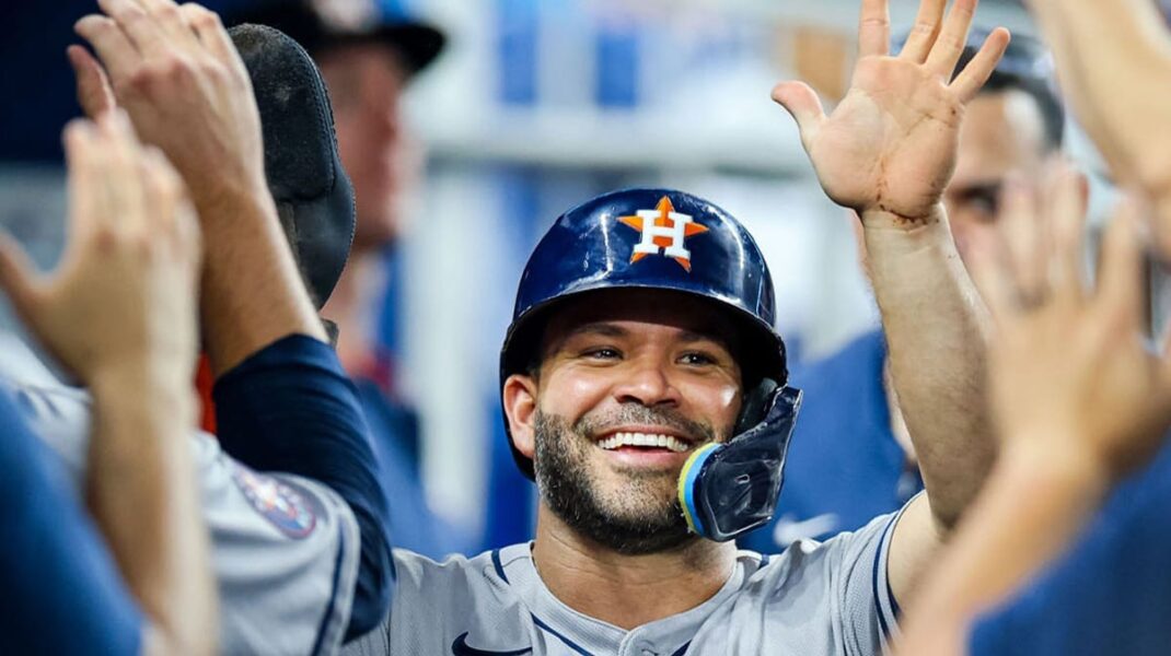¡Histórico! Altuve da otro paso hacia el Olimpo del béisbol criollo