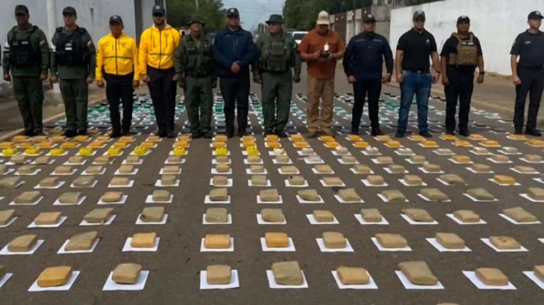 ¿Cómo incautaron 800 panelas de marihuana a un solo hombre?
