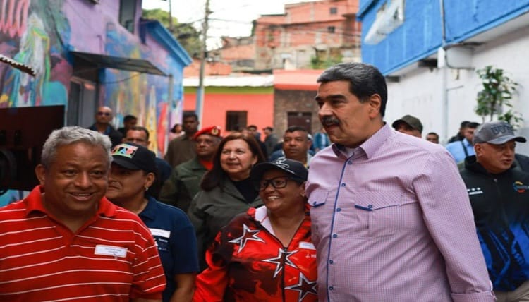 ¿Qué anunció Maduro en pleno corazón de El Guarataro?