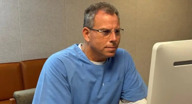 ¿Saldrá Erik Menéndez de prisión tras 36 años del crimen que estremeció a EE. UU.?