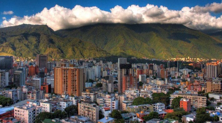 ¿Nubes inofensivas o aguacero imparable? Así estará el clima este sábado
