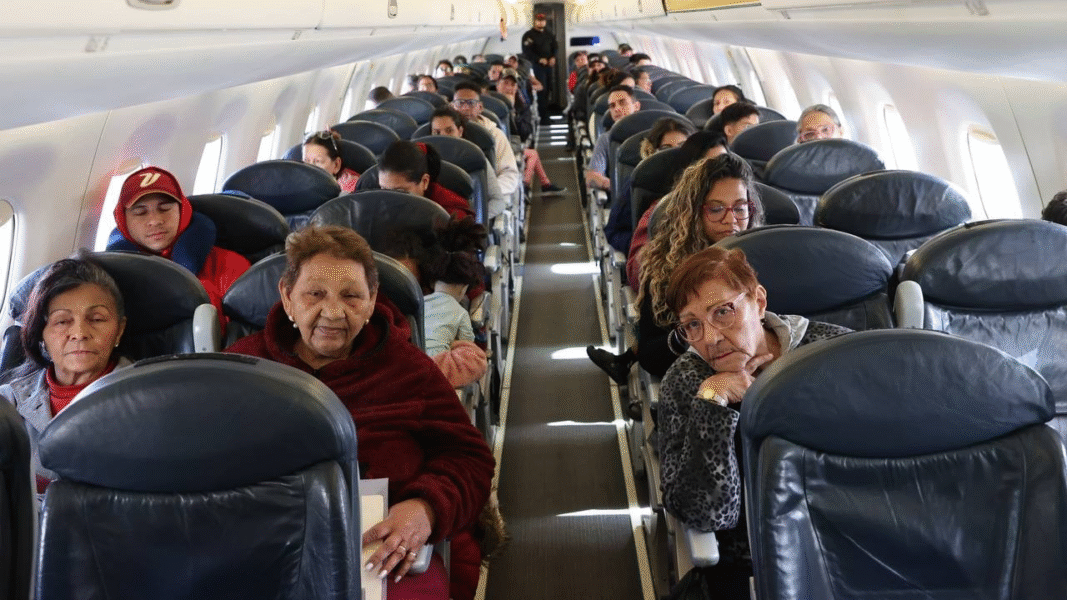 ¿Quiénes llegaron desde Bolivia este jueves?