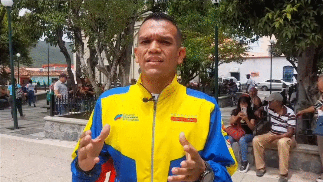 ¿Qué hacía Antonio Galindez en la Plaza Bolívar de Guarenas?