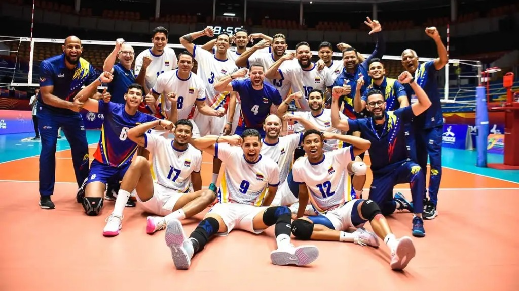 Venezuela avanza en voleibol masculino