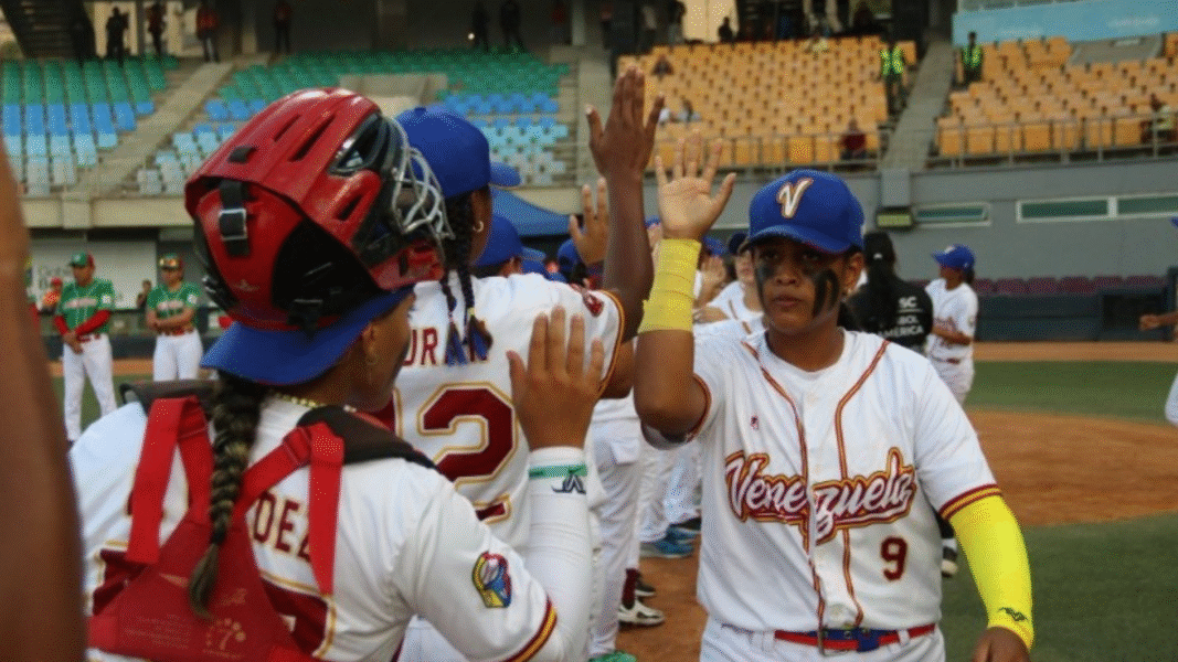 Venezuela se mantiene invicta en el Panamericano femenino de béisbol
