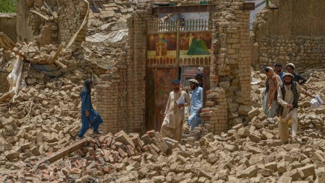 Aumentó cifra de muertos tras terremoto en Afganistán