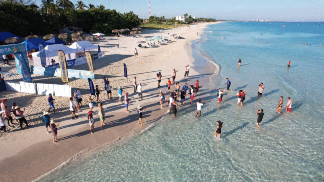 ¿Listos para nadar en el paraíso? Cuba recibe evento internacional de Aguas Abiertas