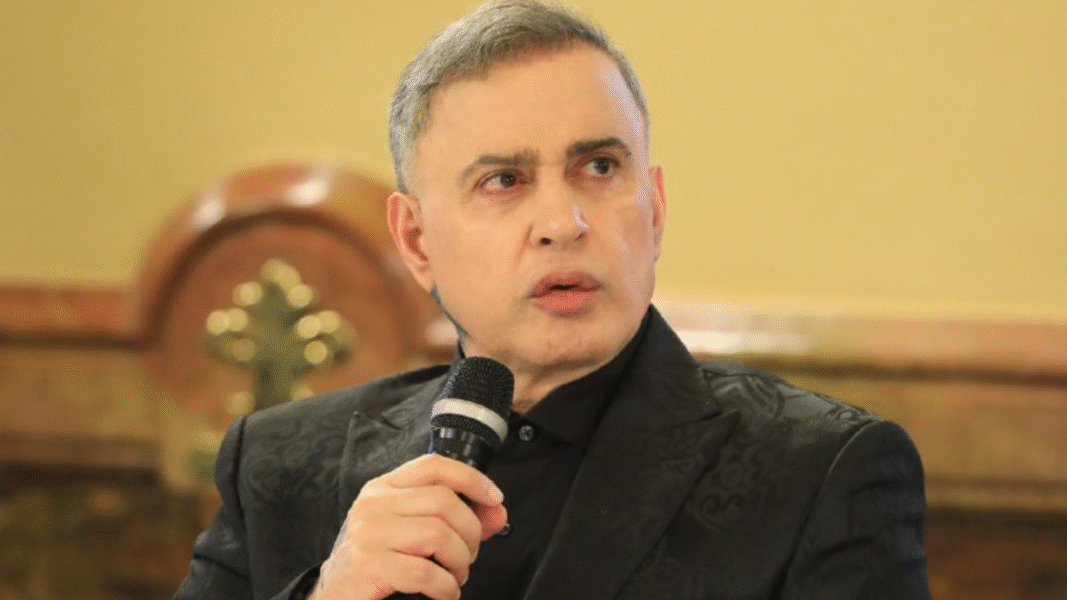 Fiscal General denuncia agresión contra embarcación de pescadores