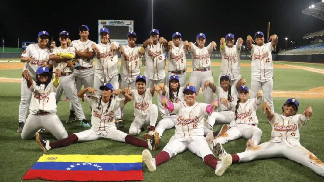 Venezuela arrasa invicta y gana el Panamericano de Béisbol Femenino