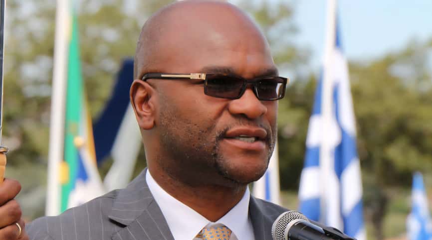 Último mensaje inquietante: el misterio detrás de la muerte del embajador sudafricano