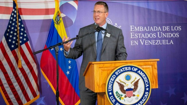 James Story cuestiona destrucción de «narcolancha» en el Caribe
