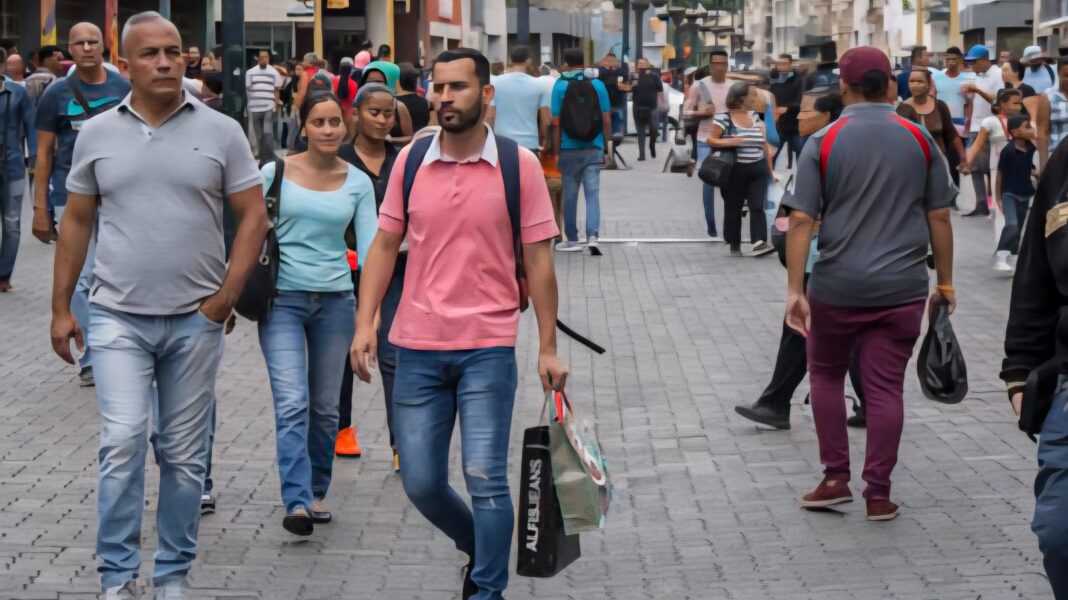 Giovanna De Michele: La incertidumbre que hay es lo que está desgastando al venezolano