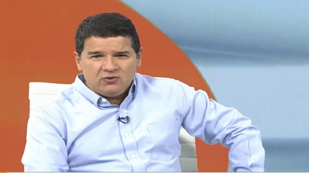 Luis Augusto Romero: “La oposición que crea que puede gobernar con apoyo militar extranjero está muy equivocada”