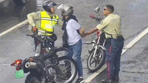 PoliChacao ladrón celulares