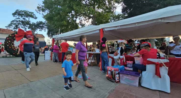 La Navidad arrancó en Caracas: lo que encontrarás en la Expoferia 2025