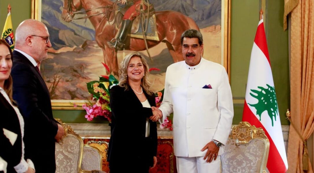 Venezuela recibe a la nueva embajadora de Líbano: ¿qué trae su misión?