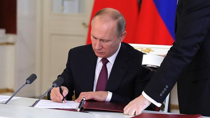 Putin ratifica acuerdo estratégico con Venezuela