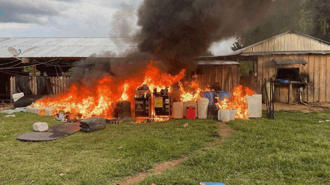 Operación de la FANB: así fue la destrucción de un campamento narco en Apure