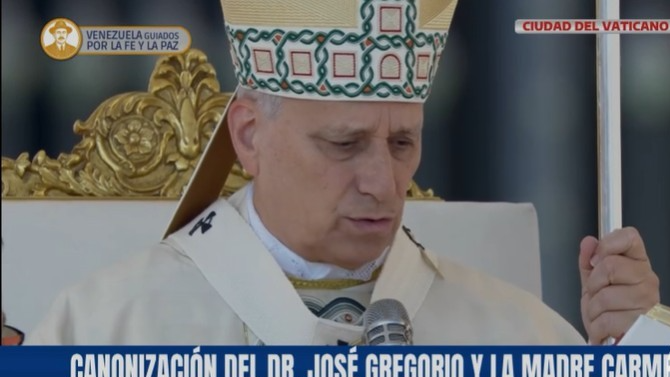 ¡Histórico! Dr. JGH y la Madre Carmen son declarados santos